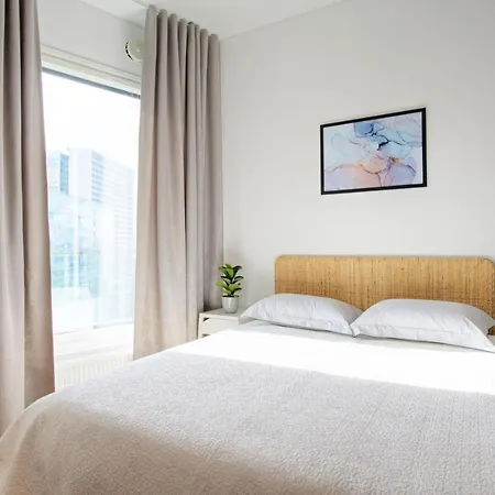 Foorum Penthouse Next To The Old Town * טאלין