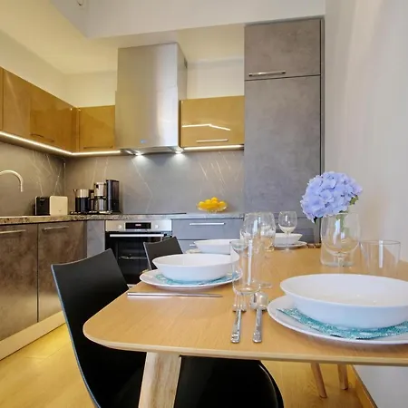 Foorum Penthouse Next To The Old Town *